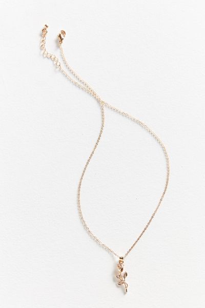 Simple Rose Pendant Necklace