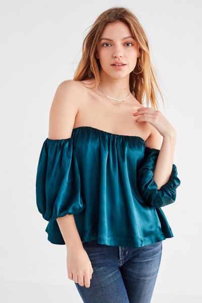 UO Dia Off-The-Shoulder Silky Top